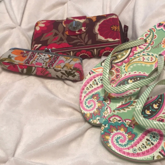 Vera Bradley Handbags - Vera Bradley bundle